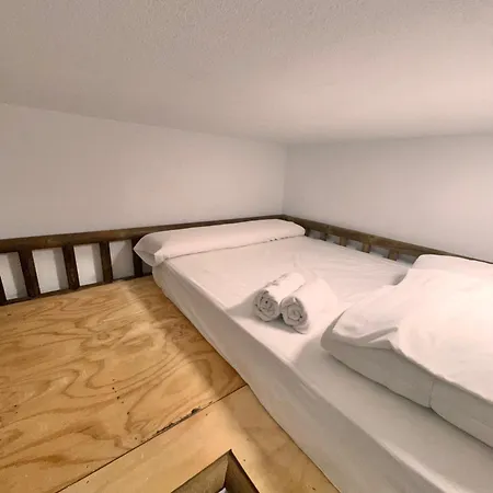 Apartment Decris *